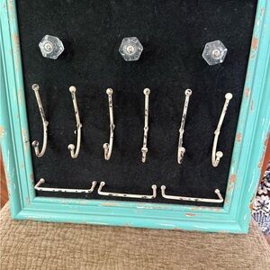 Vintage-Style Turquoise Jewelry Wall Hook Organizer